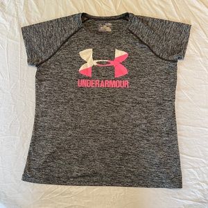 Girls Under Armour YXL heathered grey with pink white logo heat gear T shirt